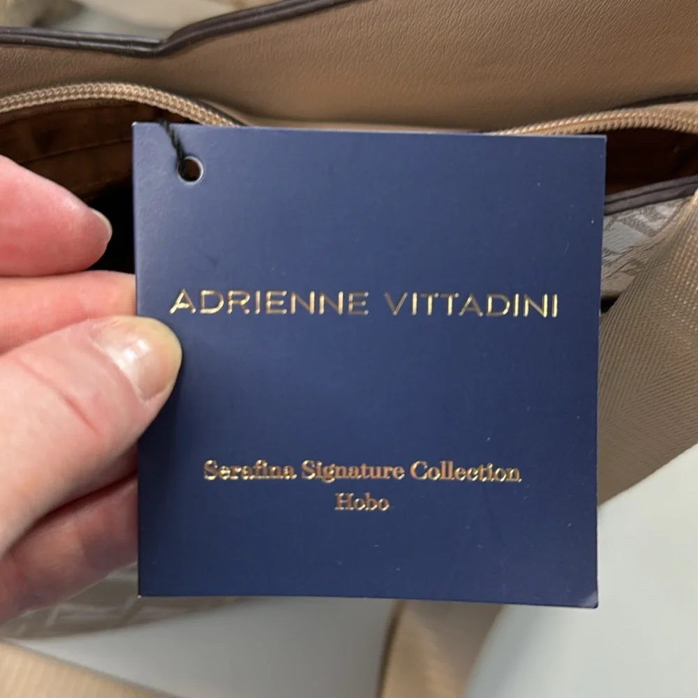 NWT Adrienne Vittadini Serafina Signature Collection Hobo Handbag in Taupe/Cream